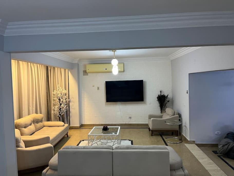 Apartment Sakura 3 Bedroom Newly Renovated
